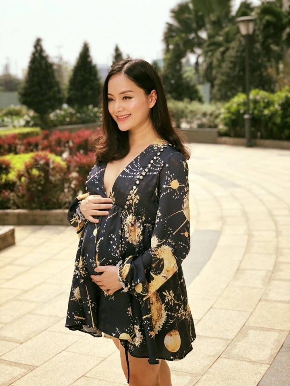 Loạt sao Việt hạnh phúc đưa người yêu về quê, nhà ăn Tết Loạt sao Việt hạnh phúc đưa người yêu về quê, nhà ăn Tết